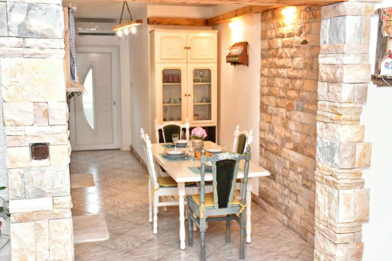 Apartmán Velebit Ražanac Exteriér fotografie